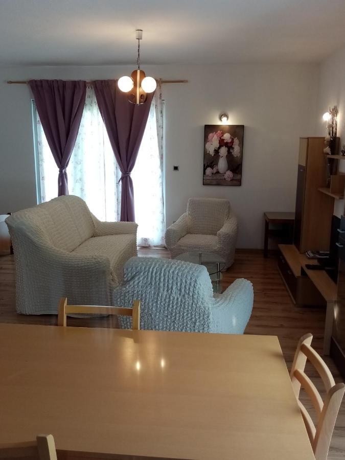 Apartment Kraljevic Blato na Cetini Luaran gambar