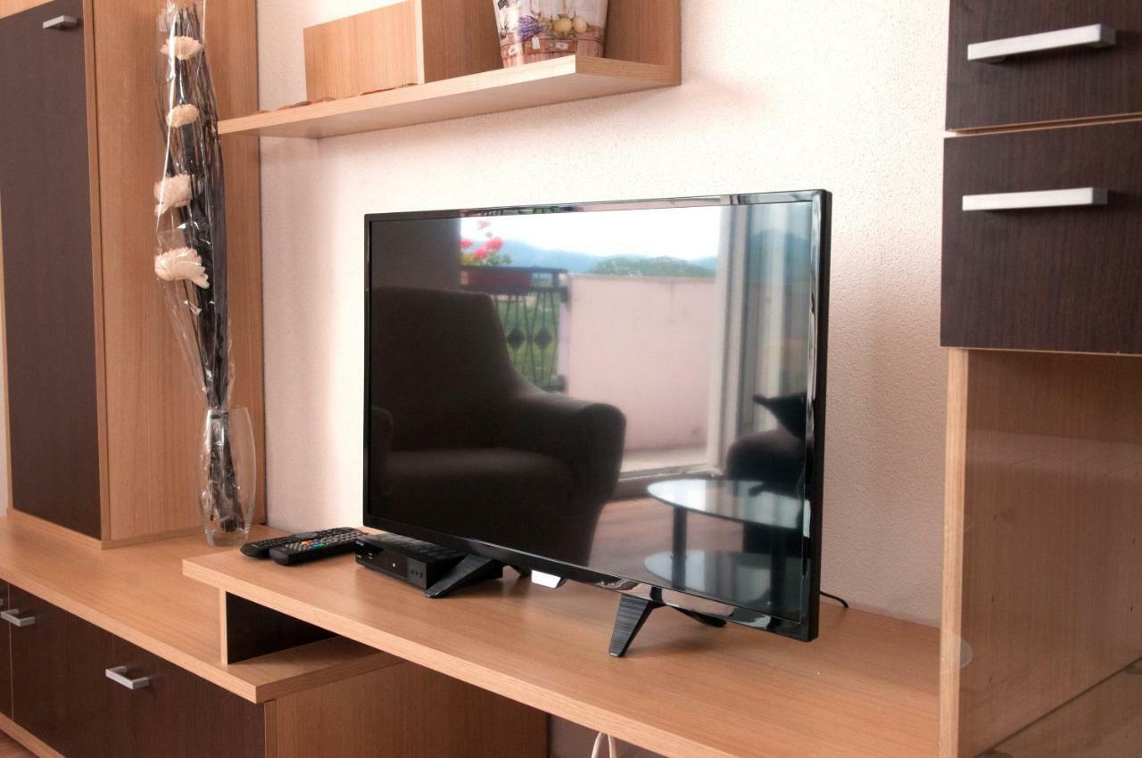 Apartment Kraljevic Blato na Cetini Luaran gambar