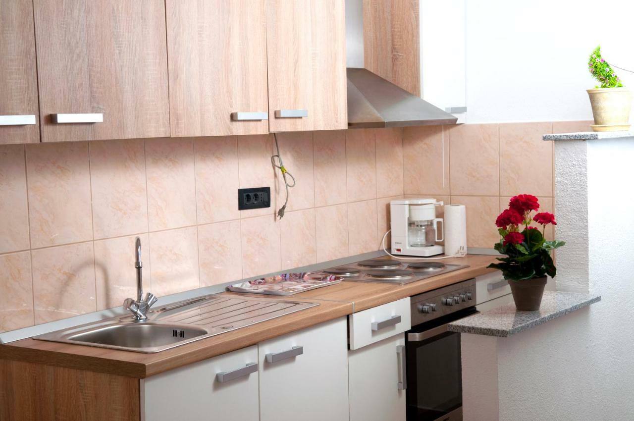 Apartment Kraljevic Blato na Cetini Luaran gambar